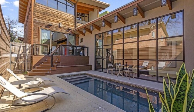 Sleek & Chic @ Cherry Street