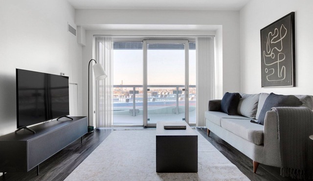 Sleek East Cambridge 1BR w/Gym & W/D, near Lechmere Stn, by Blueground