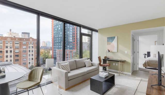 Sleek First Hill 1BR w/Gym & Coworking, by Blueground