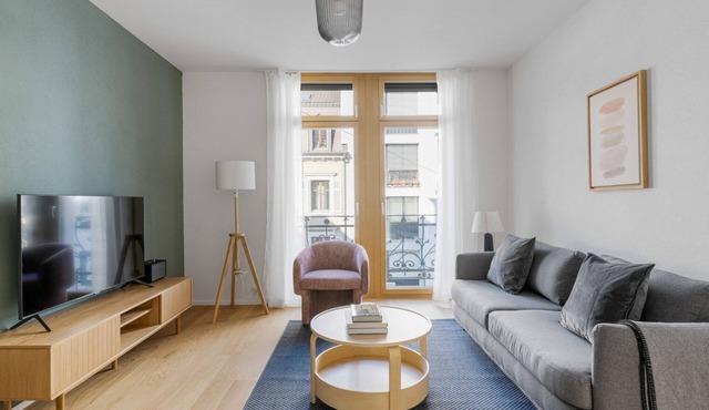 Sleek Gundeldingen 3 Room w/Storage, nr Basel Main Stn, by Blueground