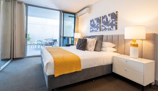 Sleek Inner-City Getaway in Prime Location