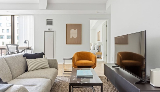 Sleek Kendall Square 1BR w/Gym, W/D & Concierge, near MIT, by Blueground