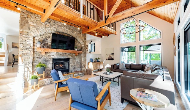 Sleek Mountain Luxury Home w/Dock Slip & Fire Pit