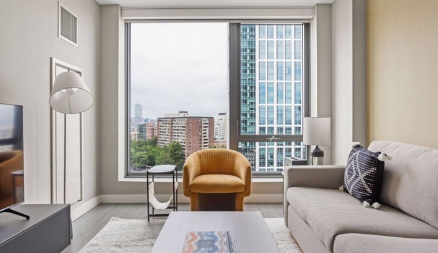 Sleek North Station 1BR w/W/D & Gym, nr TD Garden, by Blueground