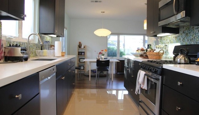 Sleek, recently renovated mid-century modern house in Venice/Mar Vista
