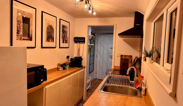 Sleek, smart, and steps from Historic High Street