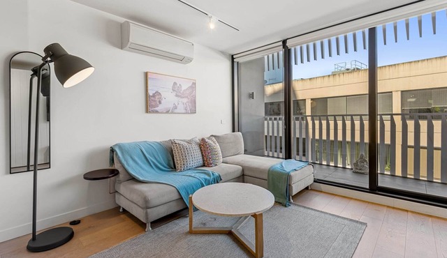 Sleek South Melbourne Pad, 1-Bed by Albert Park