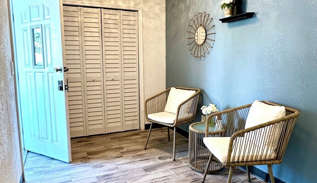 Sleek, Spacious & Central – Your Ideal Getaway