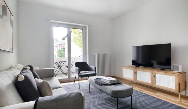 Sleek St. Johann 3 Room w/Storage & W/D, nr Local Market, by Blueground