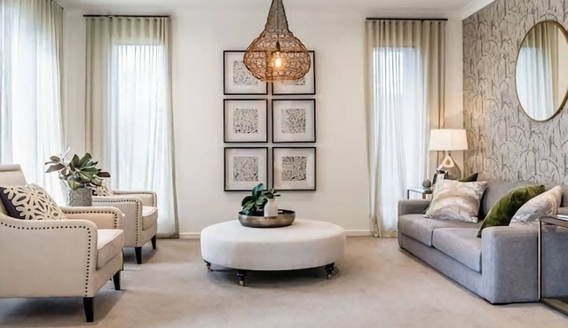 Sleek Tropical Oasis Bridgeman Downs