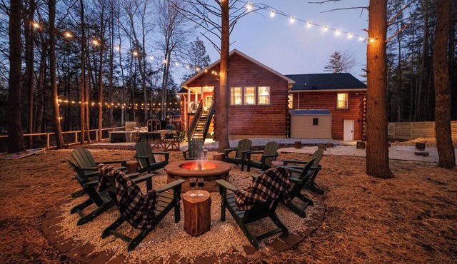 Sleep 18! NEW+Hot Tub+Sauna+Kayaks+Pizza Oven+EV Charger