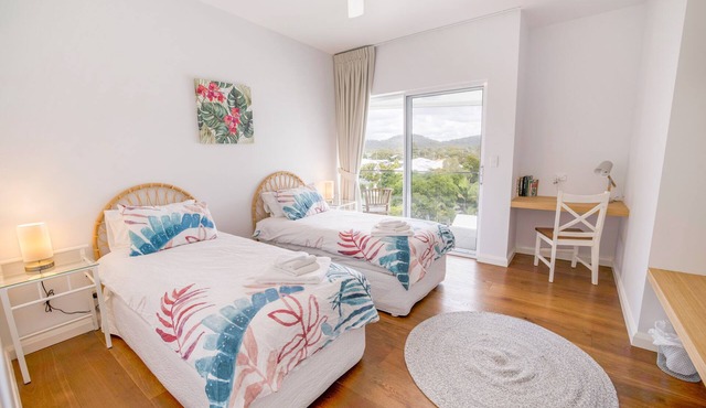 Sleep 38 in the heart of Cabarita Beach, gateway to the Tweed Coast and Valley.