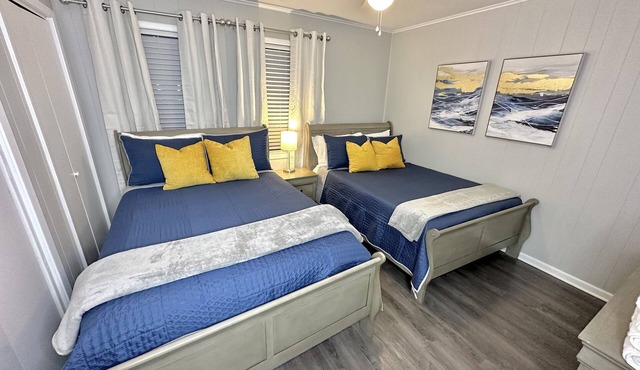 Sleep 6! Close to MSU, Downtown, & Shops