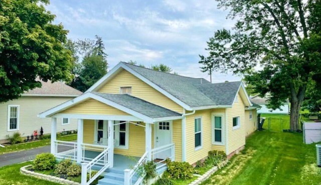 Sleep 8, 15 min to Indy! Beautiful Home/Quiet Area