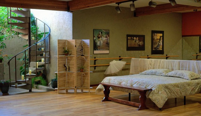 Sleep, Dance, Relax, Enjoy Unique Studio