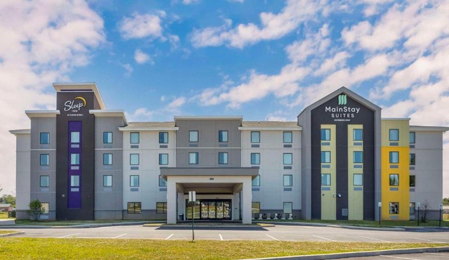 Sleep Inn North - Central York