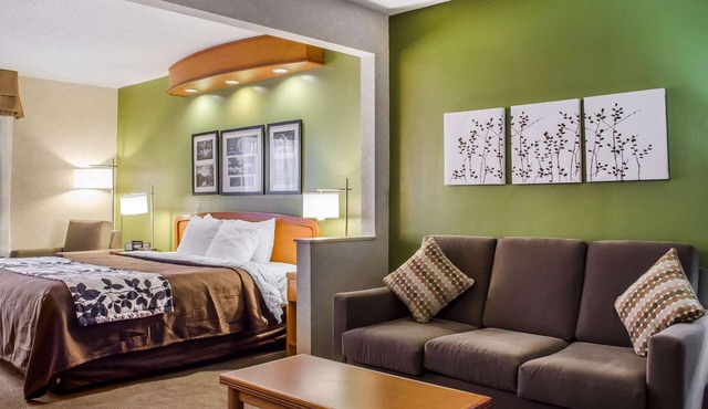 Sleep Inn & Suites Bensalem