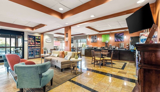 Sleep Inn & Suites Dyersburg I-155