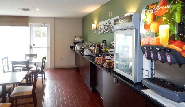 Sleep Inn & Suites Evergreen I-65