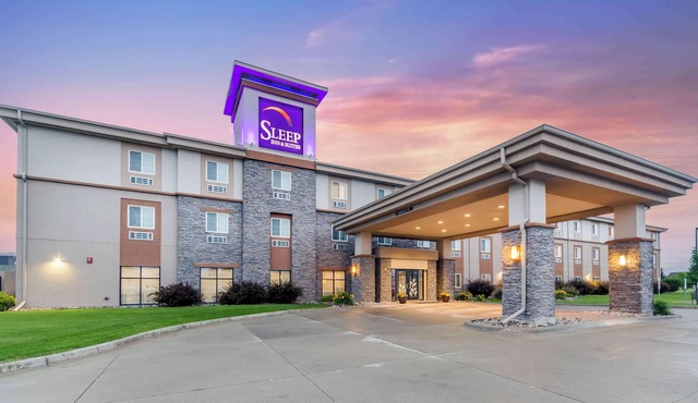 Sleep Inn & Suites Grand Forks Near Alerus Center