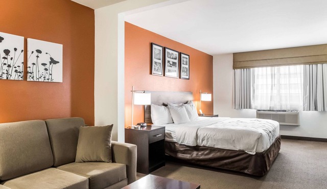 Sleep Inn & Suites North Liberty - Liberty City