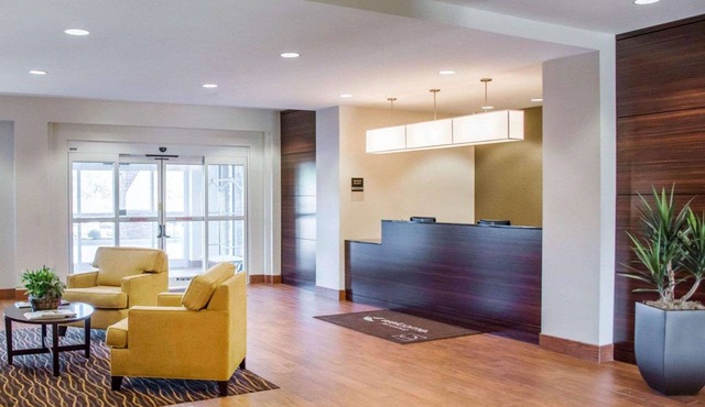 Sleep Inn & Suites Parkersburg - Mineral Wells
