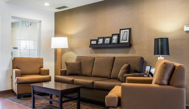 Sleep Inn & Suites Pittsburgh Airport