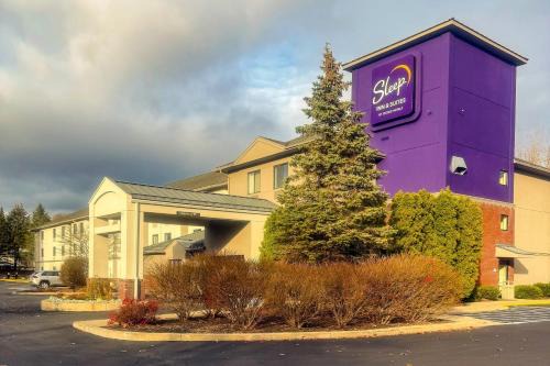 Sleep Inn & Suites Queensbury - Lake George