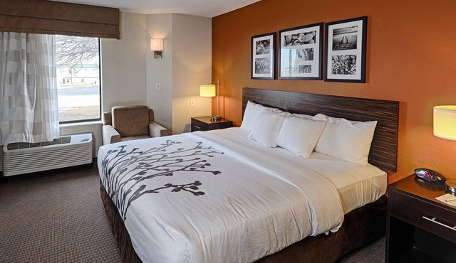 Sleep Inn & Suites Spring Lake - Fayetteville near Fort Bragg