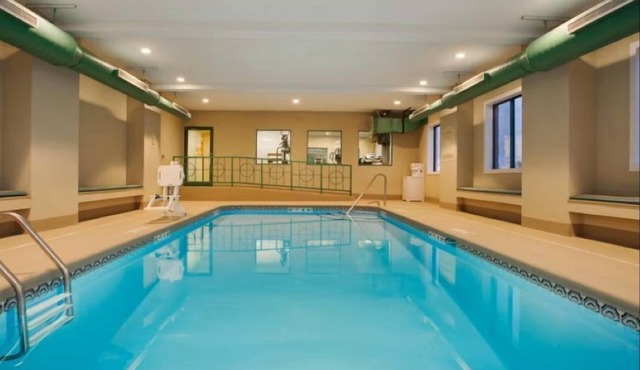 Sleep Inn & Suites