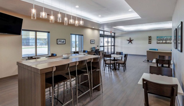 Sleep Inn & Suites Waller