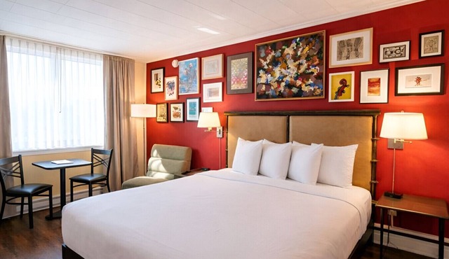 Sleep Woodstock - Dog Friendly King Suite