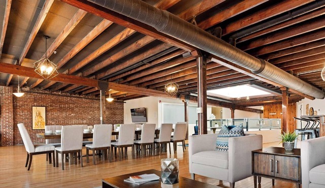 Sleep24 12Beds 8BR 6BA Swepson Retreat KING