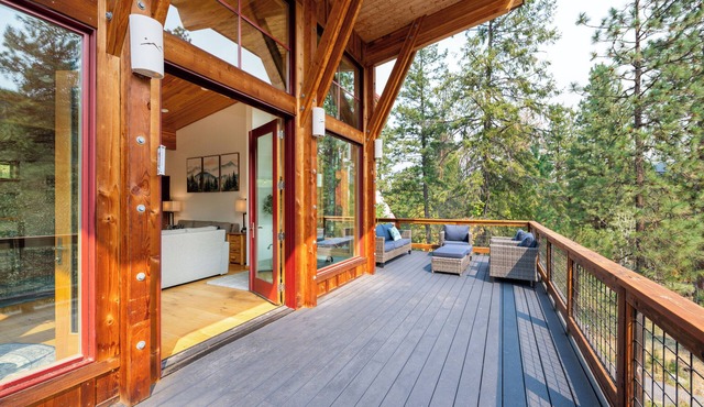 Sleeping Lady Mountain Resort & Spa