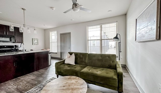 Sleepover | Chic 1BD/1BA + Gym - Little Rock