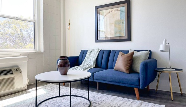 Sleepover: Cityscape 1BD/1BA + Gym - Downtown Cincinnati