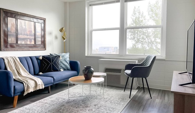 Sleepover: Cozy 1BD/1BA + Gym - Downtown Cincinnati