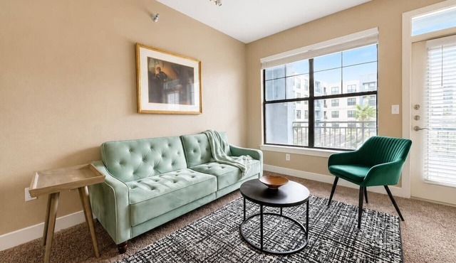 Sleepover | Inviting 1BD/1BA + Pool - LIT