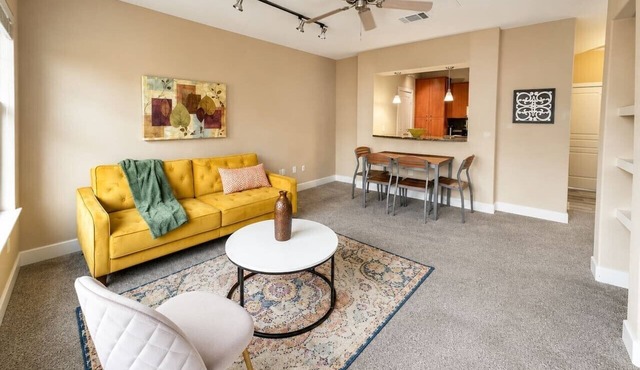 Sleepover | Serene 1BD/1BA + Pool - Little Rock