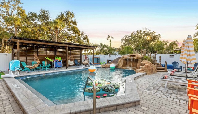Sleeps 10 - Heated Pool & Slide - Games-Min to IMG