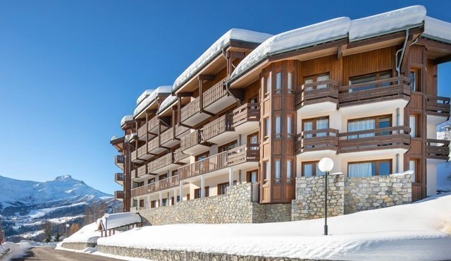 Sleeps 10! Mountain Escape in Valmorel | 2BR Apt