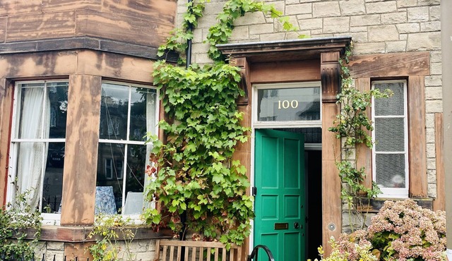 Sleeps 10, near Royal Mile, beautiful house
