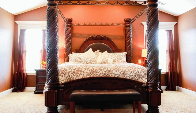 Sleeps 11/Cozy 8 Bed; mins. to I-75, 12mi to GA Nlt. Fairgrnd, & 10mi to RAFB