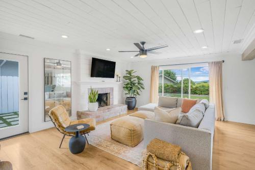 Sleeps 11 Wine Trail Fire Pit Bocce & Trampoline