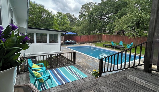 Sleeps 12, Pet Friendly, In-ground Pool, Close to Chattanooga!