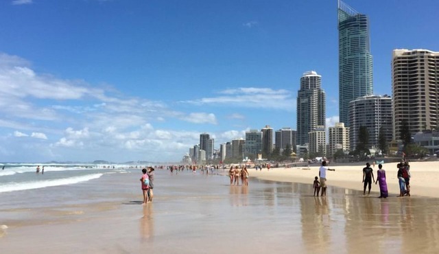 Sleeps 14/Central Location/Kids Toys and Play Equipment/Fully Self Contained