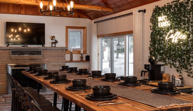 Sleeps 14! Hot Tub, GAME ROOM, ORV Trails & EASY lake access!