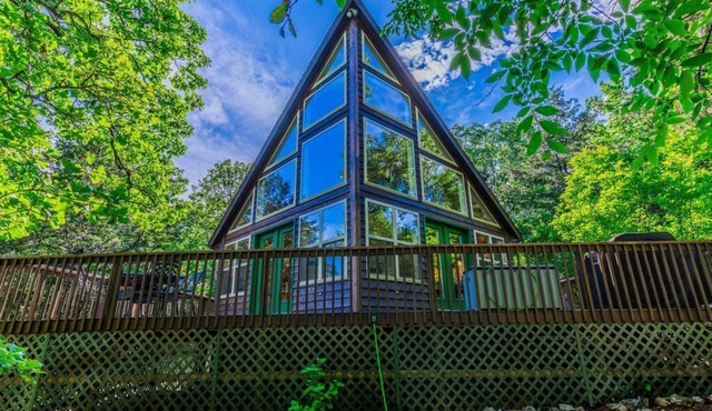 Sleeps 14-Marina, Pool, Roaring River & Table Rock