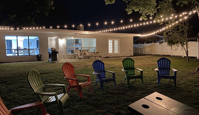 Sleeps 14 w/Boat Slip & Gulf Access! 5 B/3BA PET FRIENDLY