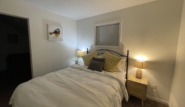 Sleeps 16 Across the Street From PM Park/Clear Lake Boats Marina